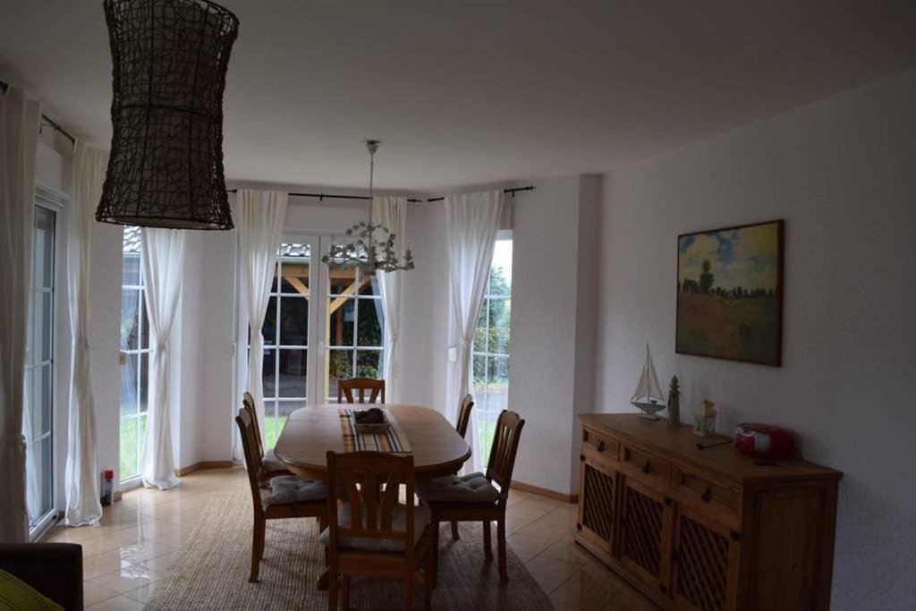 Ferienhaus Eichhoernchen Am Fleesensee Гёрен-Леббин Экстерьер фото